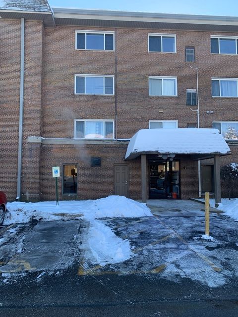 Tiny photo for 2301 Beau Monde Lane #104, Lisle, IL 60532 (MLS # 12526879)