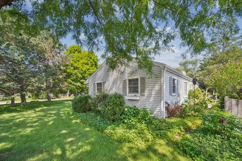 Tiny photo for 231 Latrobe Avenue, Northfield, IL 60093 (MLS # 12746014)