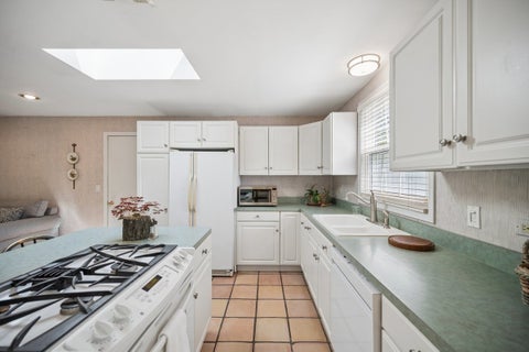 Tiny photo for 231 Latrobe Avenue, Northfield, IL 60093 (MLS # 12746014)