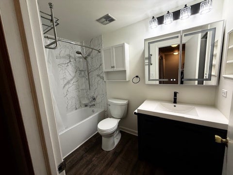 Tiny photo for 1990 Oxford Lane, Hoffman Estates, IL 60169 (MLS # 12768205)