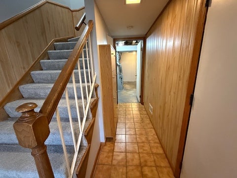 Tiny photo for 1990 Oxford Lane, Hoffman Estates, IL 60169 (MLS # 12768205)