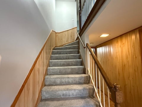 Tiny photo for 1990 Oxford Lane, Hoffman Estates, IL 60169 (MLS # 12768205)
