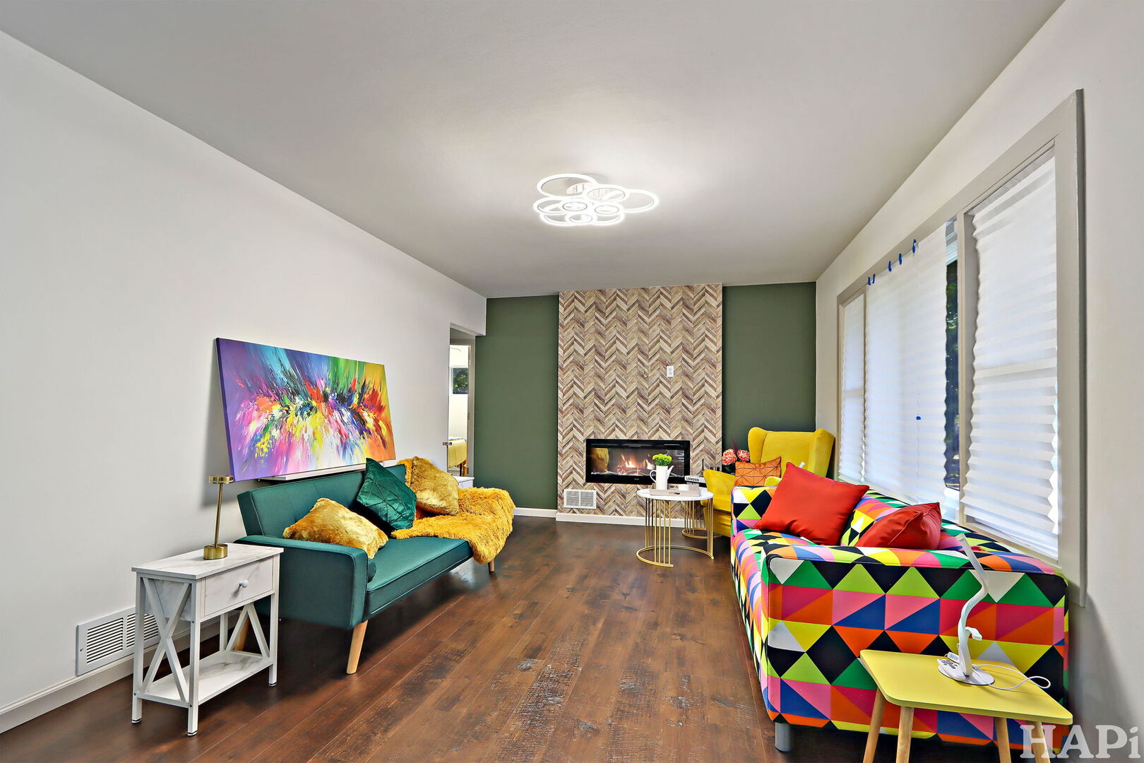 2440 W Cheyenne Road