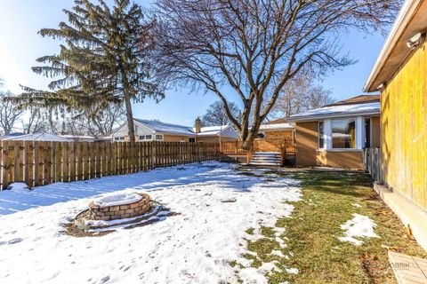 Tiny photo for 9213 Mason Avenue, Morton Grove, IL 60053 (MLS # 12531317)
