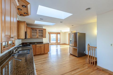 Tiny photo for 9213 Mason Avenue, Morton Grove, IL 60053 (MLS # 12531317)