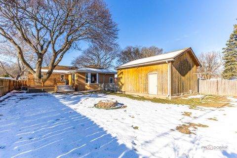 Tiny photo for 9213 Mason Avenue, Morton Grove, IL 60053 (MLS # 12531317)