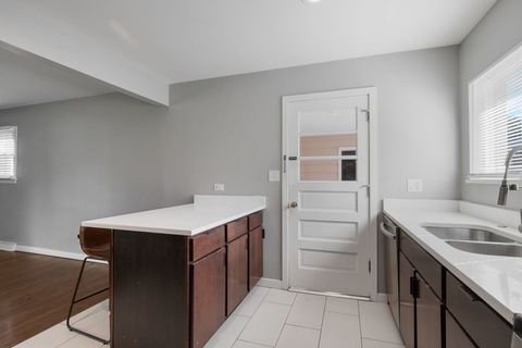 Tiny photo for 847 Mckinley Avenue, Mundelein, IL 60060 (MLS # 12493169)