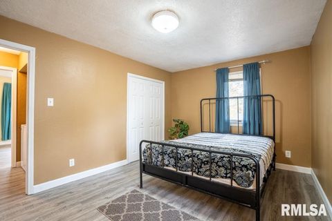 Tiny photo for 1401 S THOMAS Street, Carterville, IL 62918 (MLS # QC4269451)