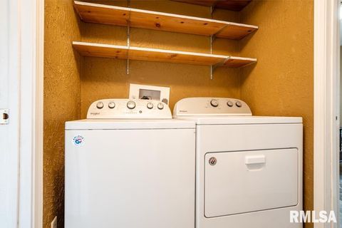 Tiny photo for 1401 S THOMAS Street, Carterville, IL 62918 (MLS # QC4269451)