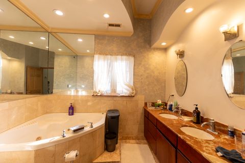 Tiny photo for 4716 N Kilbourn Avenue, Chicago, IL 60630 (MLS # 12548066)