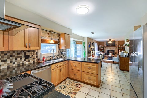 Tiny photo for 654 Matthew Lane, Carol Stream, IL 60188 (MLS # 12762151)