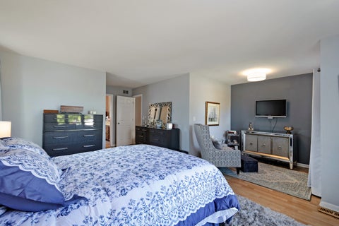 Tiny photo for 654 Matthew Lane, Carol Stream, IL 60188 (MLS # 12762151)