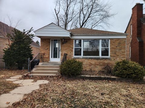 Photo of 9614 S Maplewood Avenue, Evergreen Park, IL 60805 (MLS # 12574920)