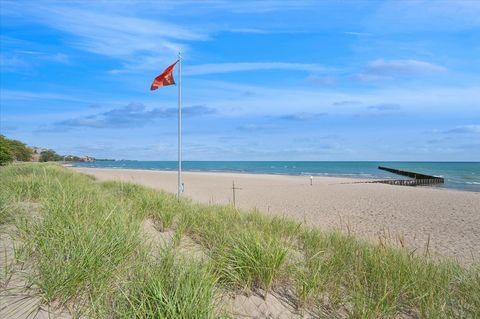 Tiny photo for 1140 W Lunt Avenue #1B, Chicago, IL 60626 (MLS # 12619630)