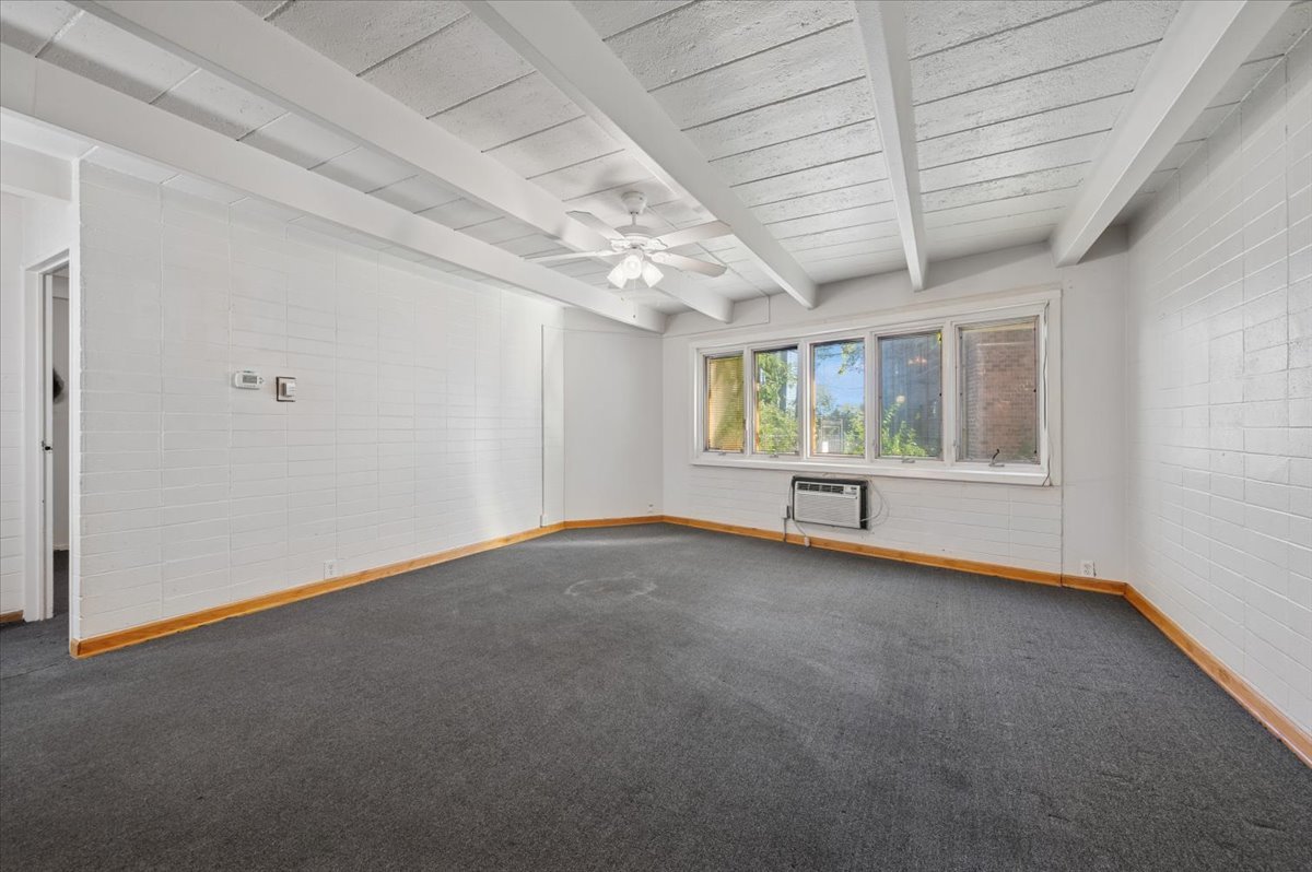 1140 W Lunt Avenue 1B