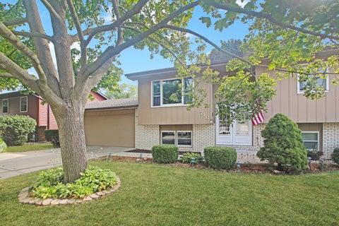 Photo of 716 Lara Road, Normal, IL 61761 (MLS # 12735420)