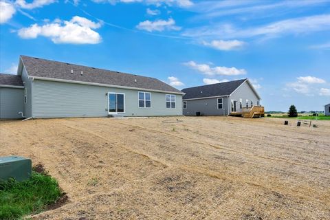 Tiny photo for 202 Cress Creek Trail, Poplar Grove, IL 61065 (MLS # 12445953)