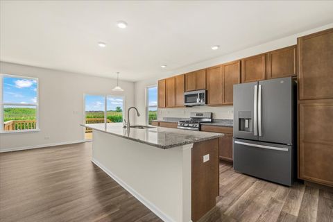 Tiny photo for 202 Cress Creek Trail, Poplar Grove, IL 61065 (MLS # 12445953)