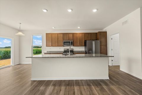 Tiny photo for 202 Cress Creek Trail, Poplar Grove, IL 61065 (MLS # 12445953)