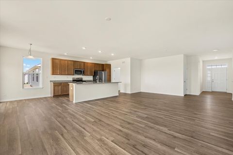 Tiny photo for 202 Cress Creek Trail, Poplar Grove, IL 61065 (MLS # 12445953)