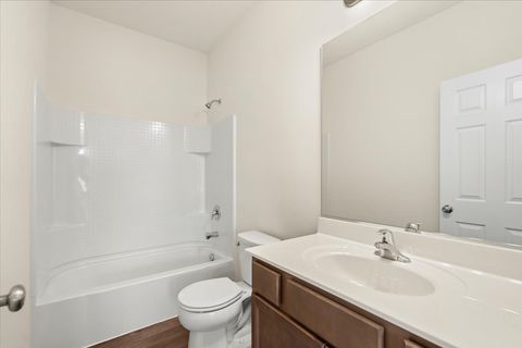 Tiny photo for 202 Cress Creek Trail, Poplar Grove, IL 61065 (MLS # 12445953)