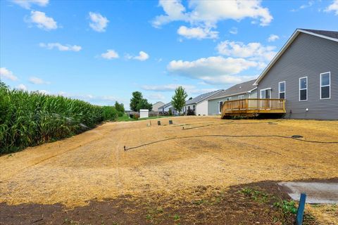 Tiny photo for 202 Cress Creek Trail, Poplar Grove, IL 61065 (MLS # 12445953)