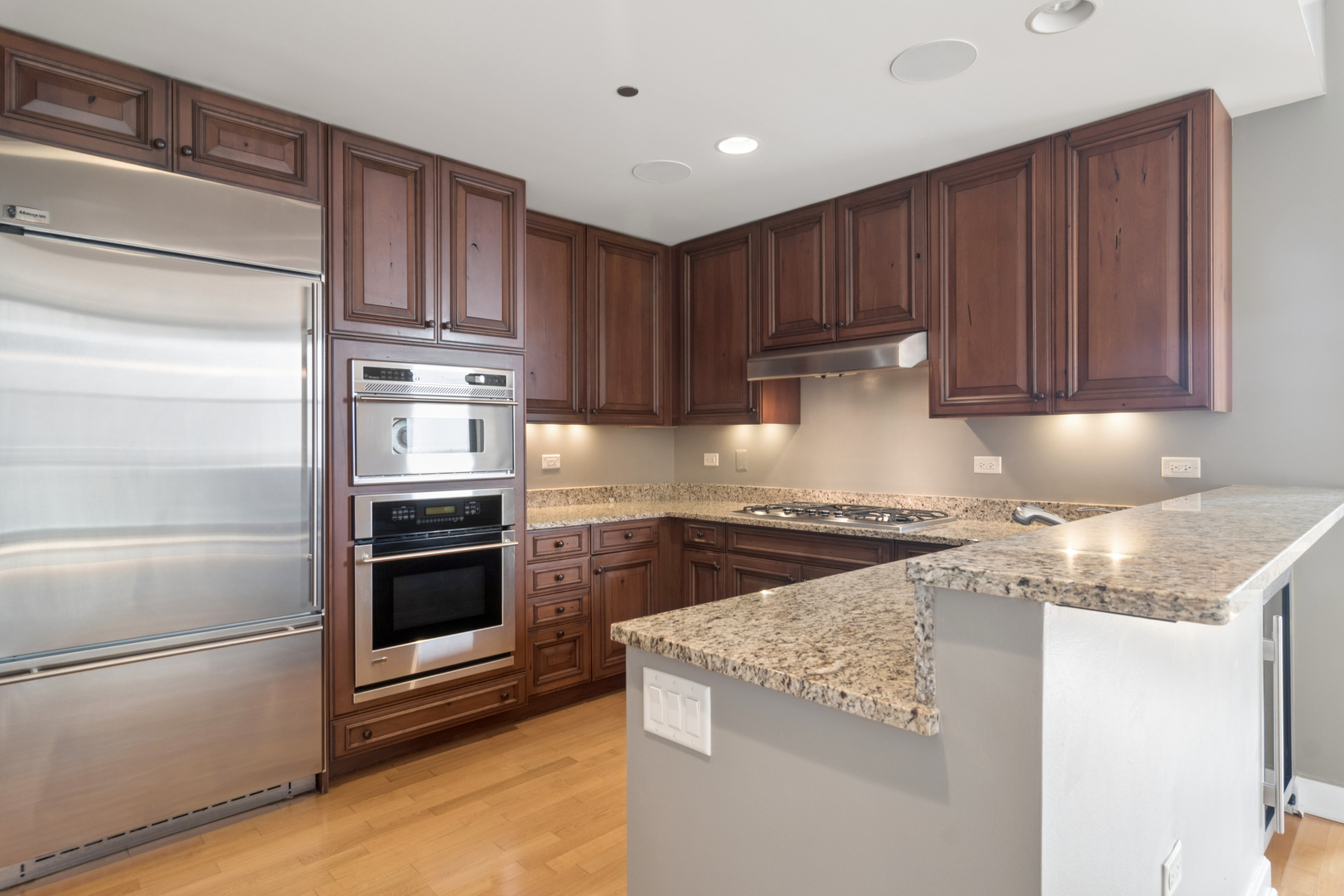 310 S Michigan Avenue 1405