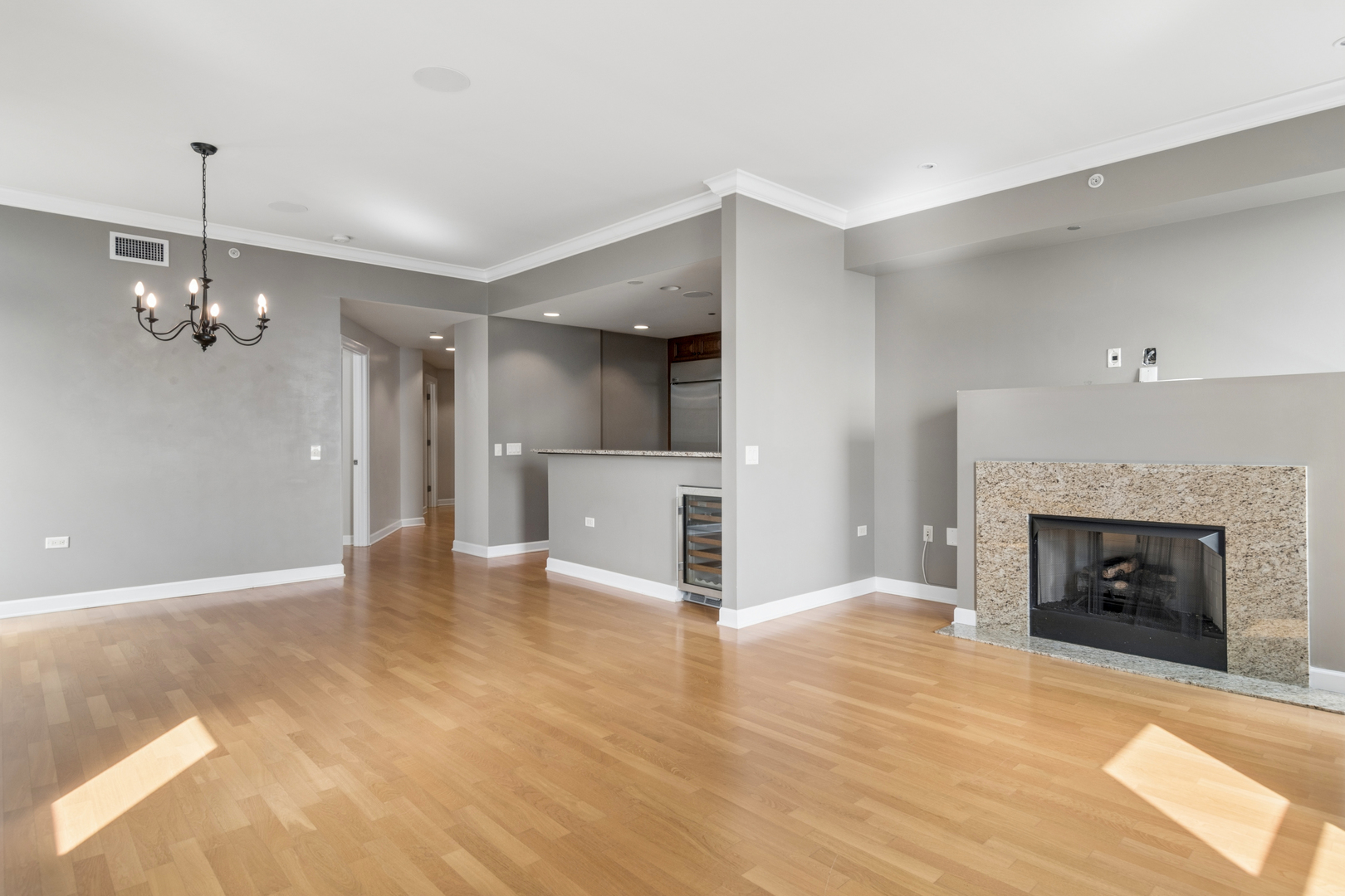 310 S Michigan Avenue 1405