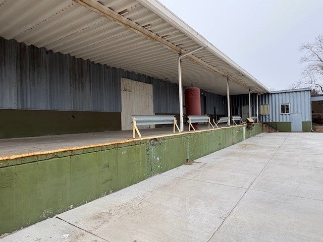200 S Bellingham Road 1