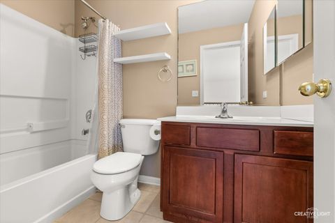 Tiny photo for 6099 Canterbury Lane #6099, Hoffman Estates, IL 60192 (MLS # 12496609)