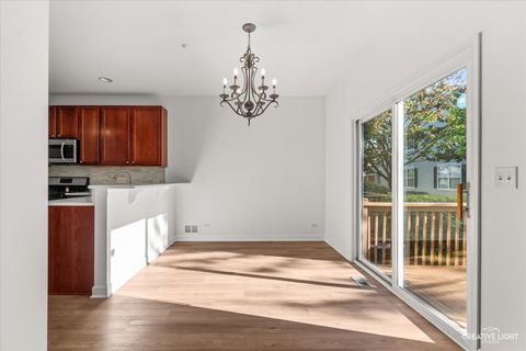 Tiny photo for 6099 Canterbury Lane #6099, Hoffman Estates, IL 60192 (MLS # 12496609)