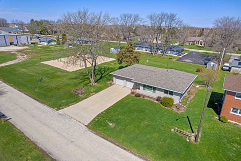 Tiny photo for 356 E Ann Street, Somonauk, IL 60552 (MLS # 12616459)