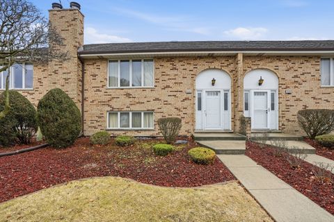 Photo of 7221 W 154th Street, Orland Park, IL 60462 (MLS # 12587479)