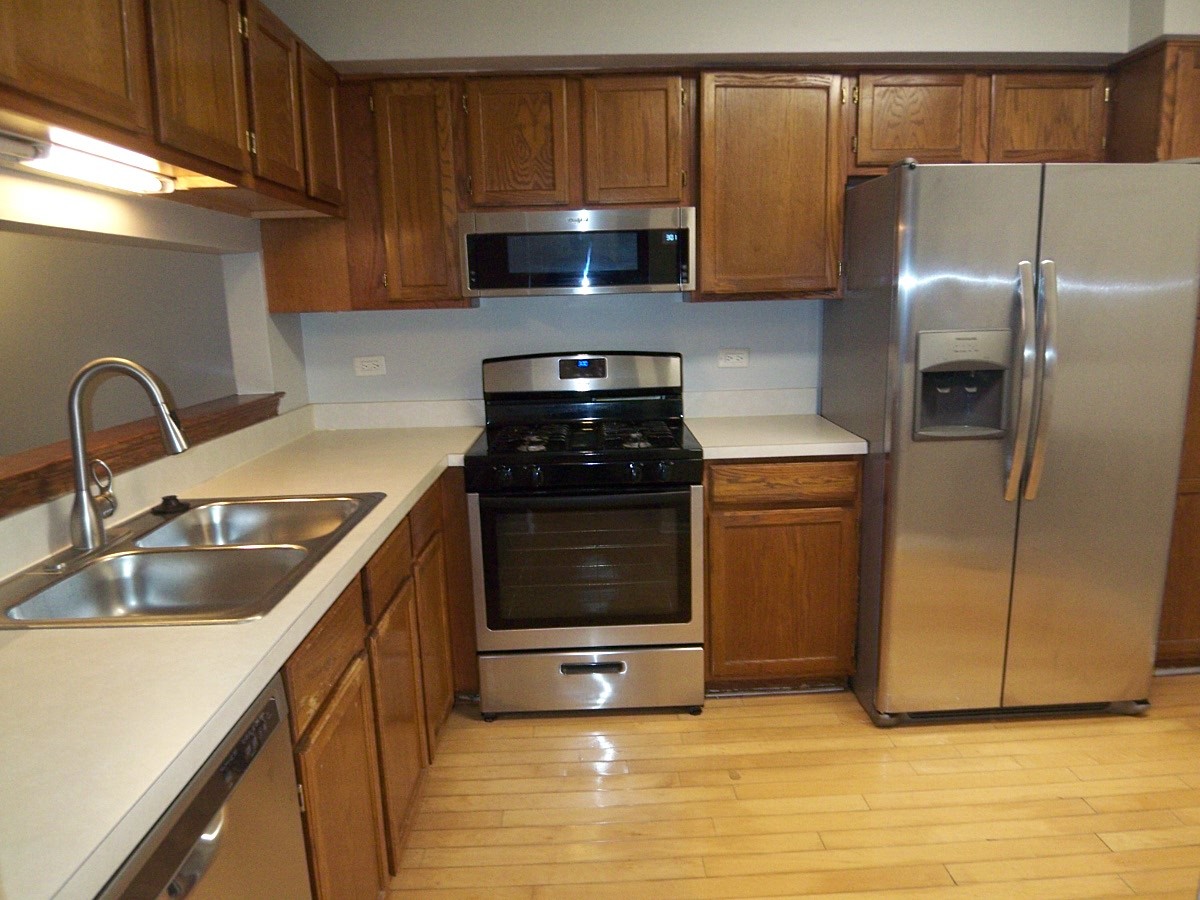1069 Talbots Lane