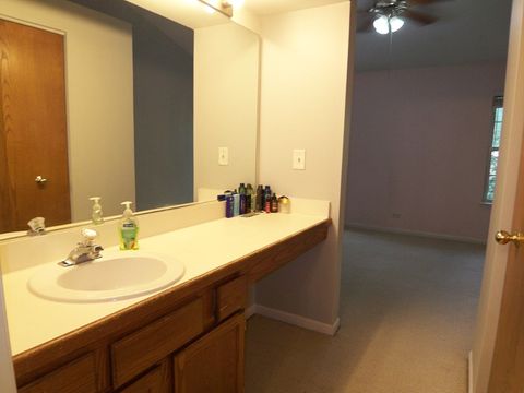 Tiny photo for 1069 Talbots Lane, Elk Grove Village, IL 60007 (MLS # 12701075)