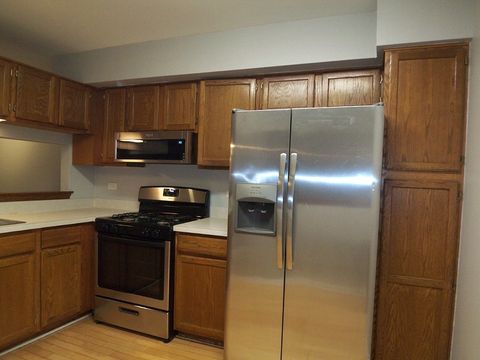 Tiny photo for 1069 Talbots Lane, Elk Grove Village, IL 60007 (MLS # 12701075)
