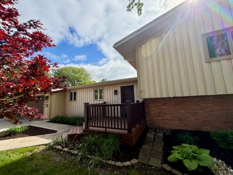 Tiny photo for 602 S Ridgeway Avenue, Champaign, IL 61821 (MLS # 12630330)