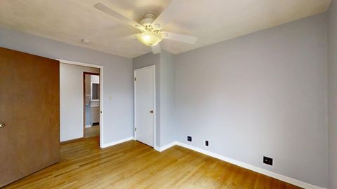 Tiny photo for 602 S Ridgeway Avenue, Champaign, IL 61821 (MLS # 12630330)
