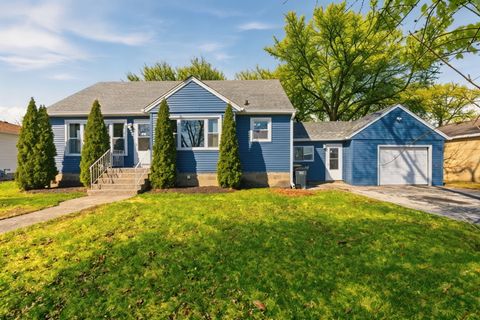 Tiny photo for 2330 177th Street, Lansing, IL 60438 (MLS # 12599037)