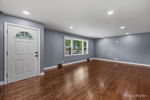 Tiny photo for 8425 Central Avenue, Burbank, IL 60459 (MLS # 12716972)