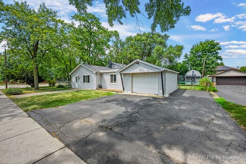 Tiny photo for 8425 Central Avenue, Burbank, IL 60459 (MLS # 12716972)