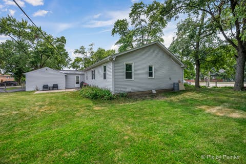 Tiny photo for 8425 Central Avenue, Burbank, IL 60459 (MLS # 12716972)