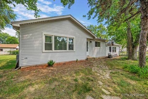 Tiny photo for 8425 Central Avenue, Burbank, IL 60459 (MLS # 12716972)