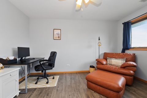 Tiny photo for 15255 West Avenue #3S, Orland Park, IL 60462 (MLS # 12631144)