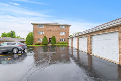 Tiny photo for 15255 West Avenue #3S, Orland Park, IL 60462 (MLS # 12631144)