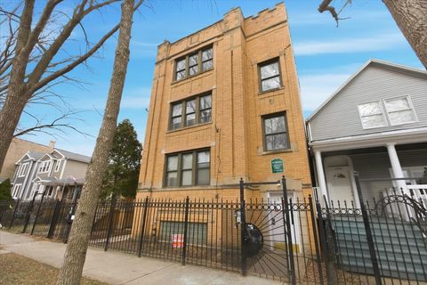 3558 W Cortland Street 2 Chicago IL 60647