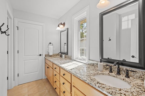 Tiny photo for 622 Innsbruck Court, Libertyville, IL 60048 (MLS # 12690889)