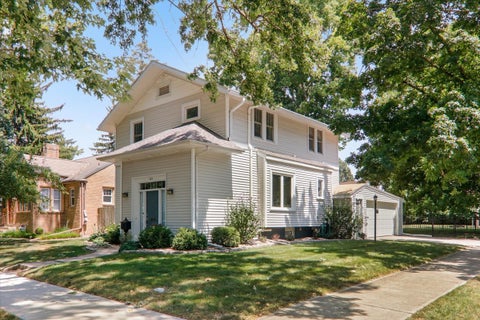 Photo of 222 S Florence Avenue, Bloomington, IL 61701 (MLS # 12717590)