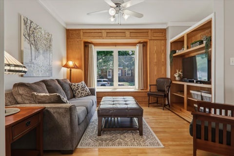 Tiny photo for 222 S Florence Avenue, Bloomington, IL 61701 (MLS # 12717590)