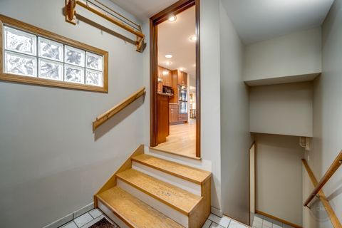 Tiny photo for 28W544 Forest View Avenue, Warrenville, IL 60555 (MLS # 12538464)